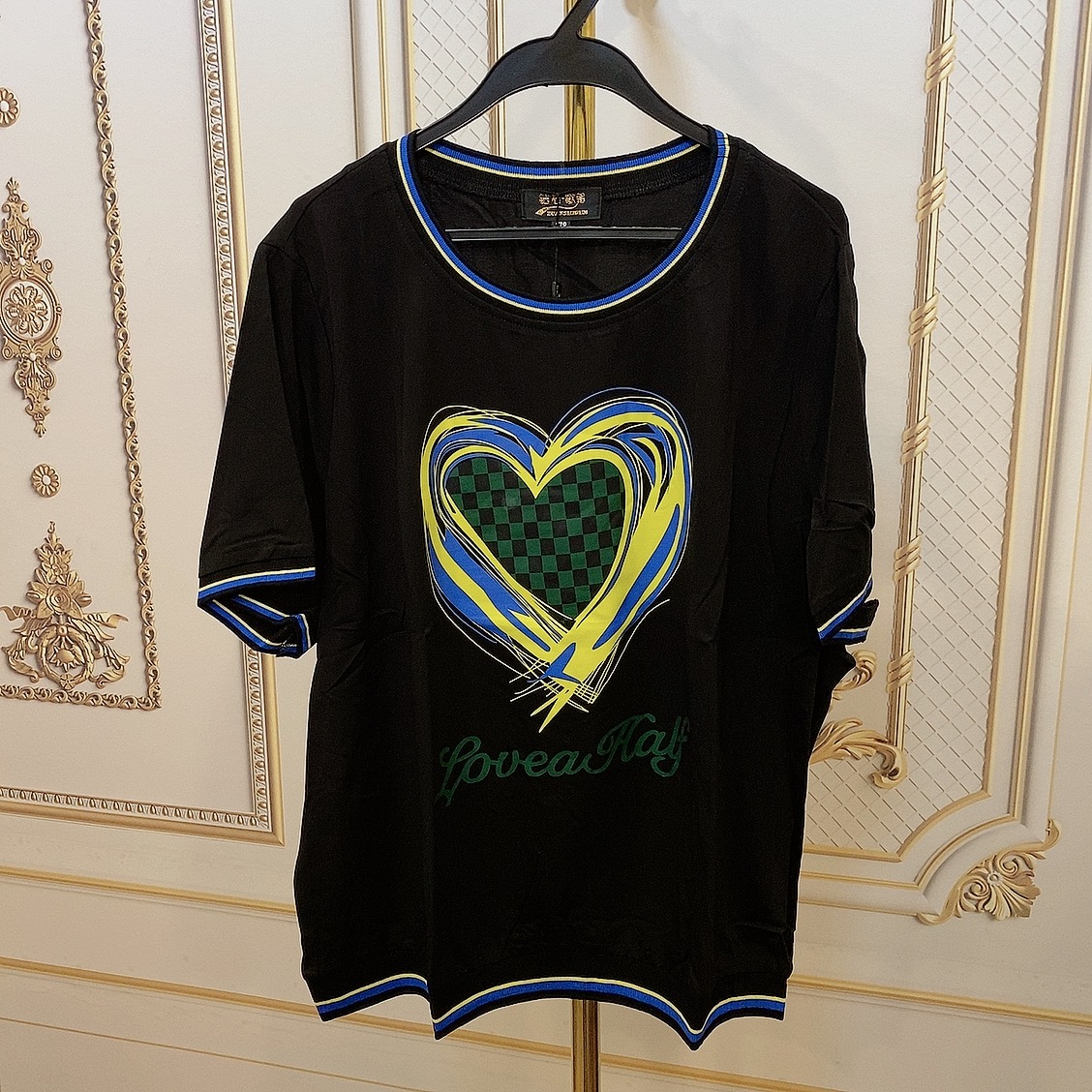 （衣长67）时尚小衫685