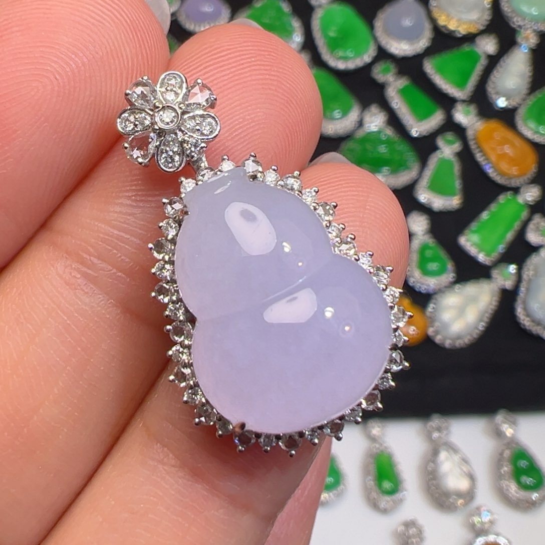 翡翠18K金镶嵌颈饰收货48小时鉴赏期