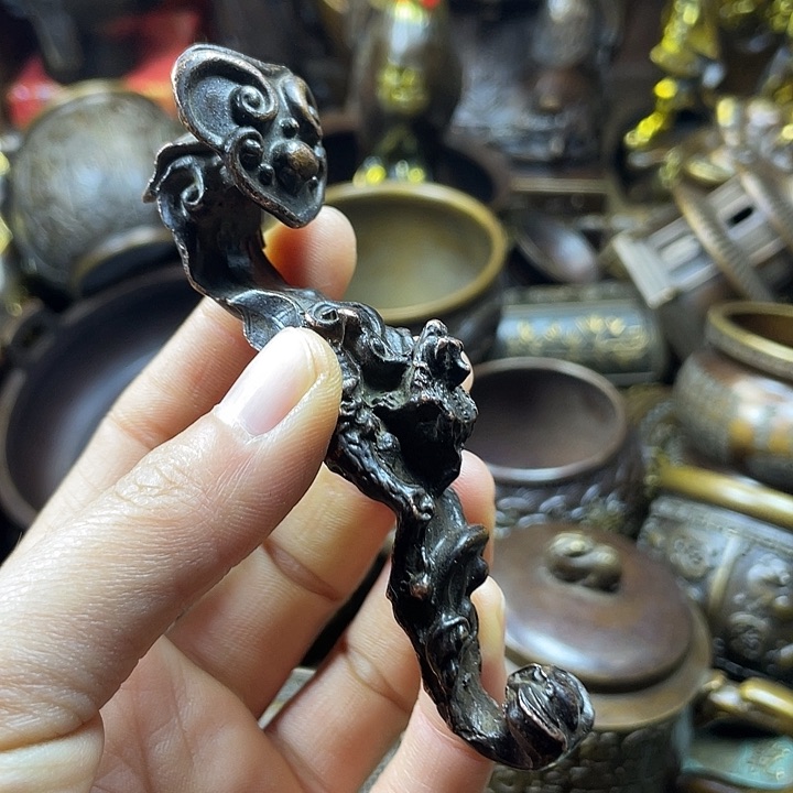 全是铜铜铜器铜器