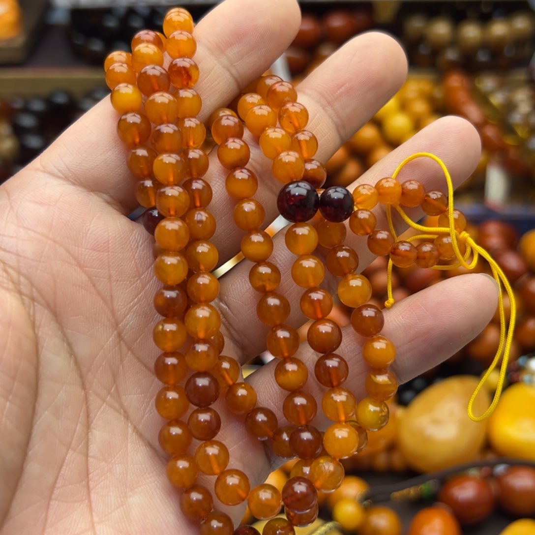 琥珀珠宝奇石未镶嵌