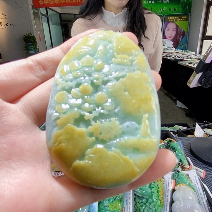 颈饰未镶嵌翡翠翡翠