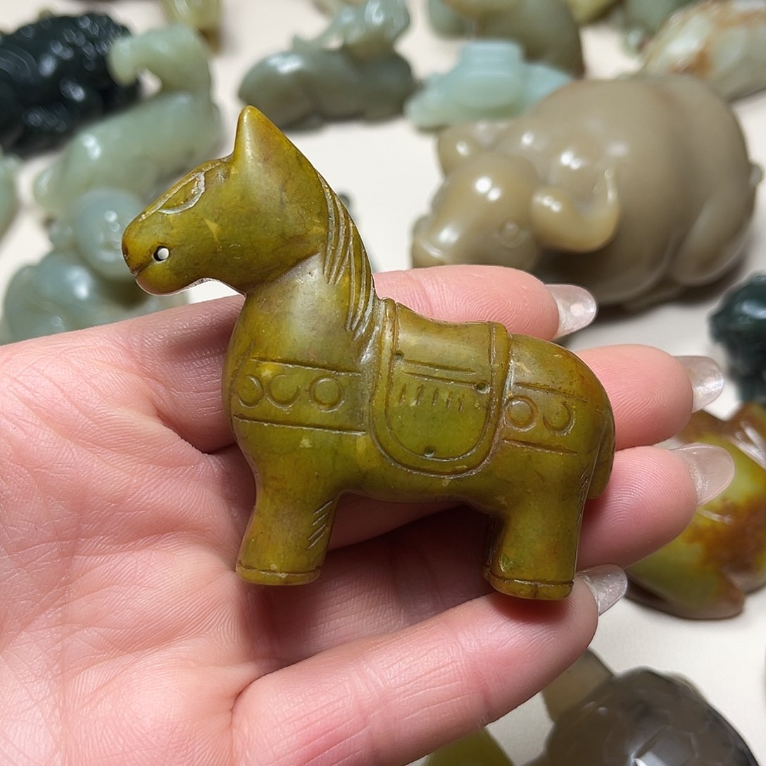 白玉菩提吊坠白玉菩提吊坠