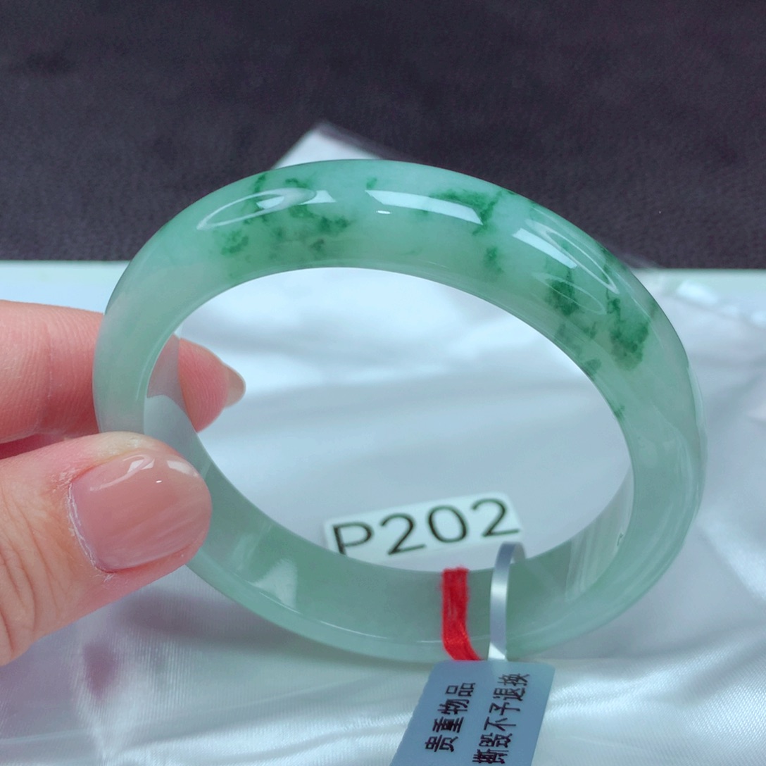 翡翠手镯未镶嵌手镯88