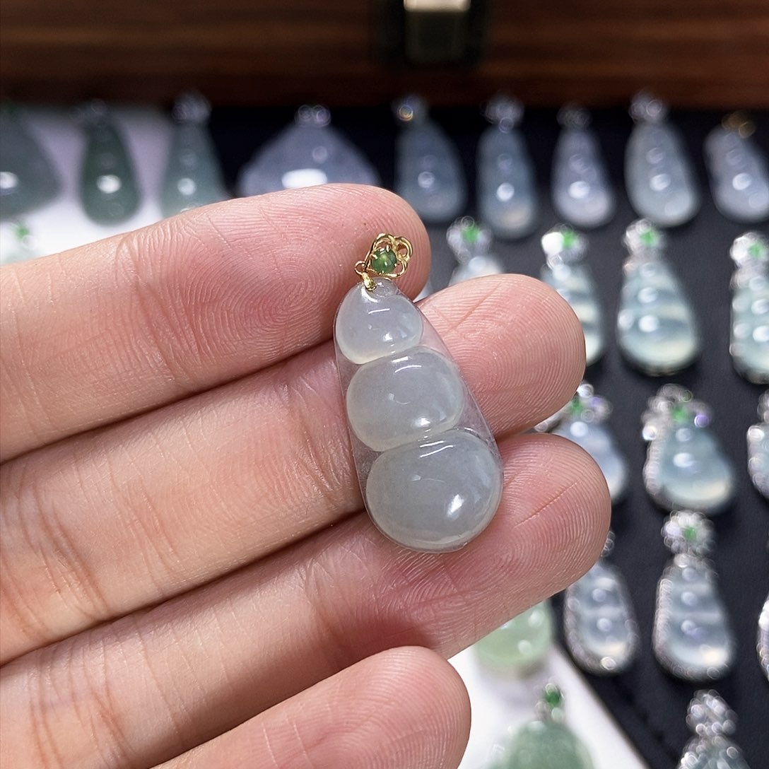 翡翠颈饰18K金镶嵌啊啊啊啊啊