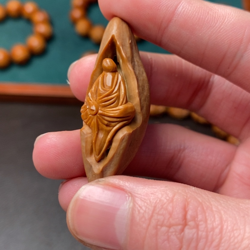 【闪购商品】橄榄核吊坠小*橄榄核