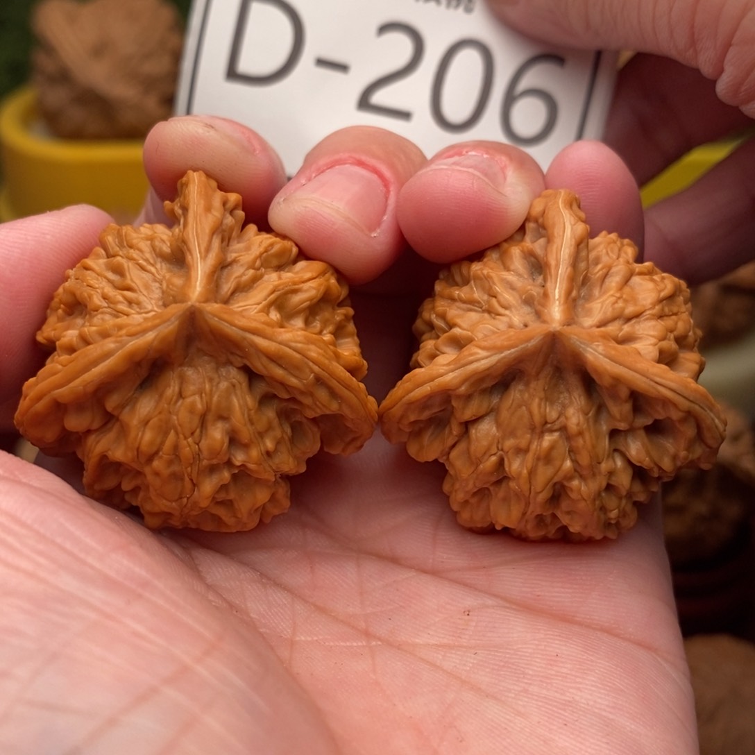 文玩核桃把件正奔36