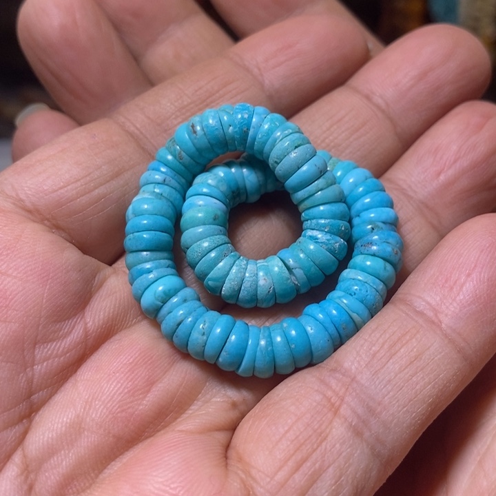 绿松石配饰未镶嵌