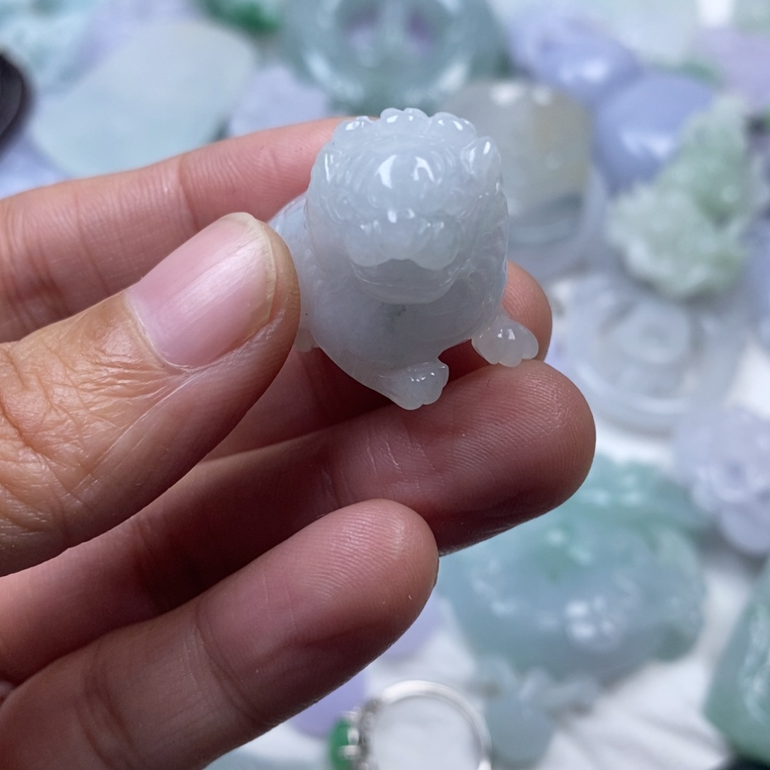 颈饰未镶嵌翡翠辫*翡翠