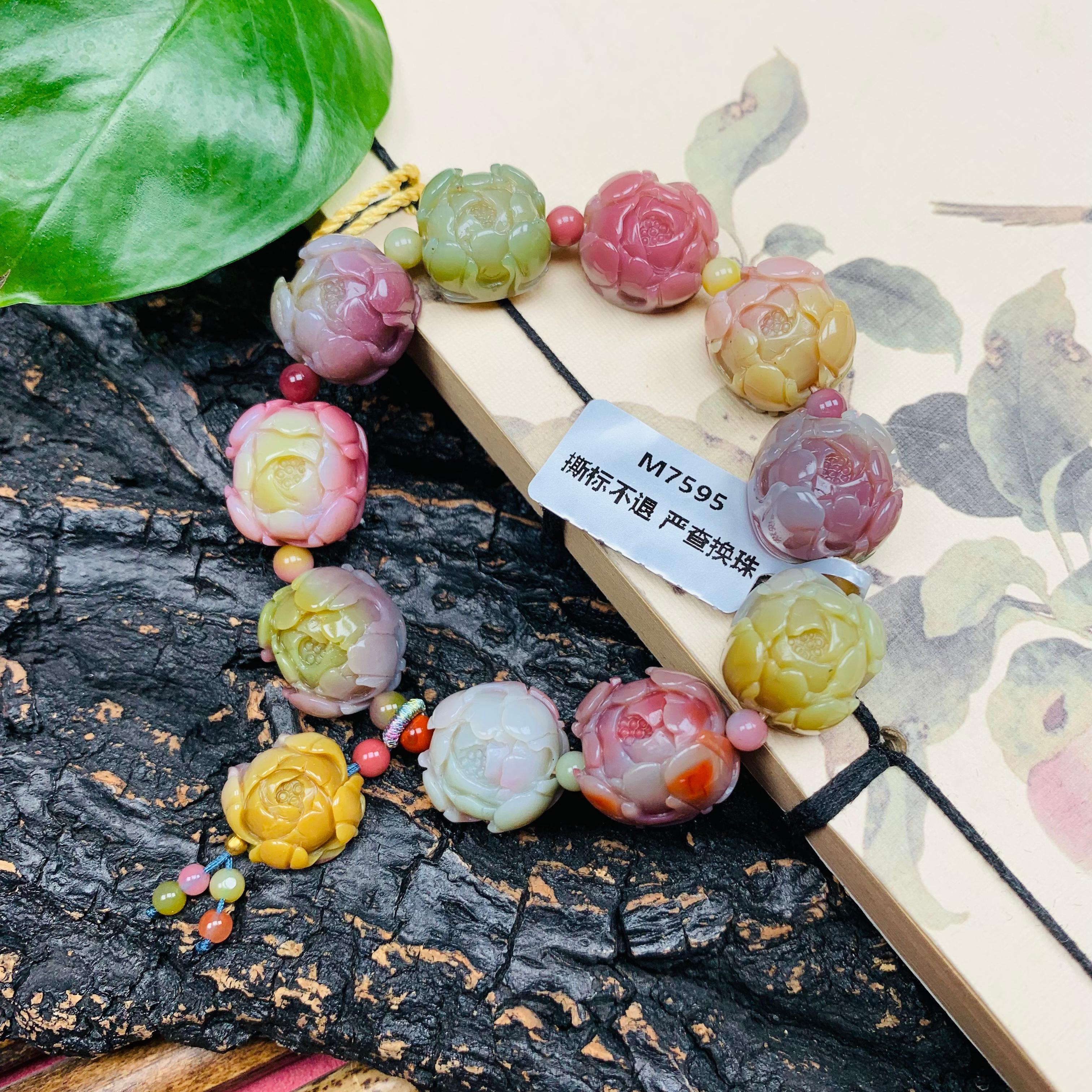 老矿盐源玛瑙糖果仙色俏色立体花花手串手工雕刻天然原矿