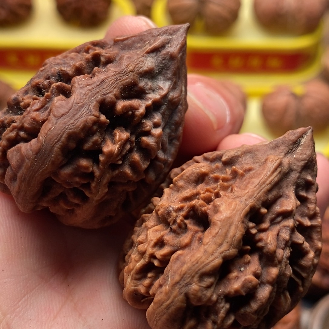 文玩核桃吊坠小涵23