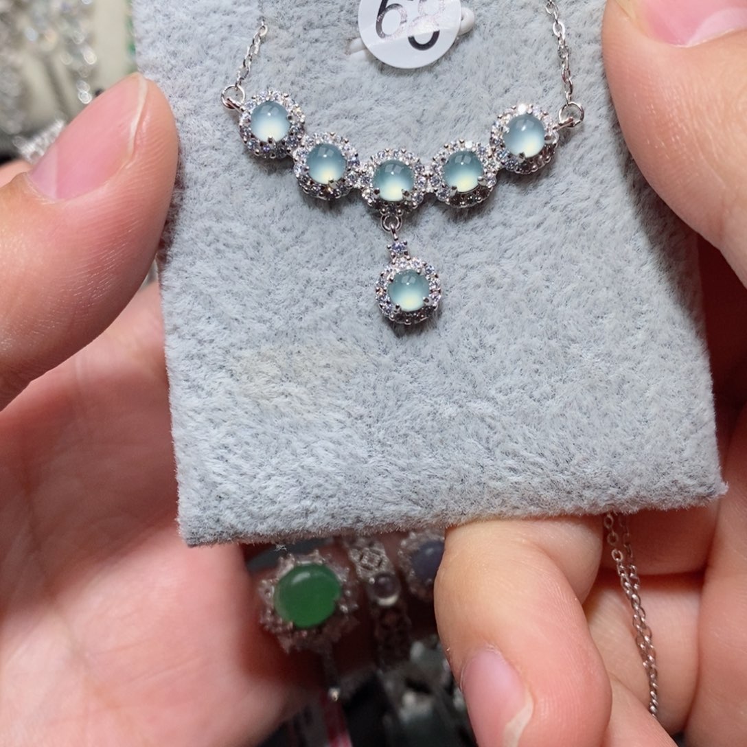 翡翠颈饰银S925镶嵌b b n n k