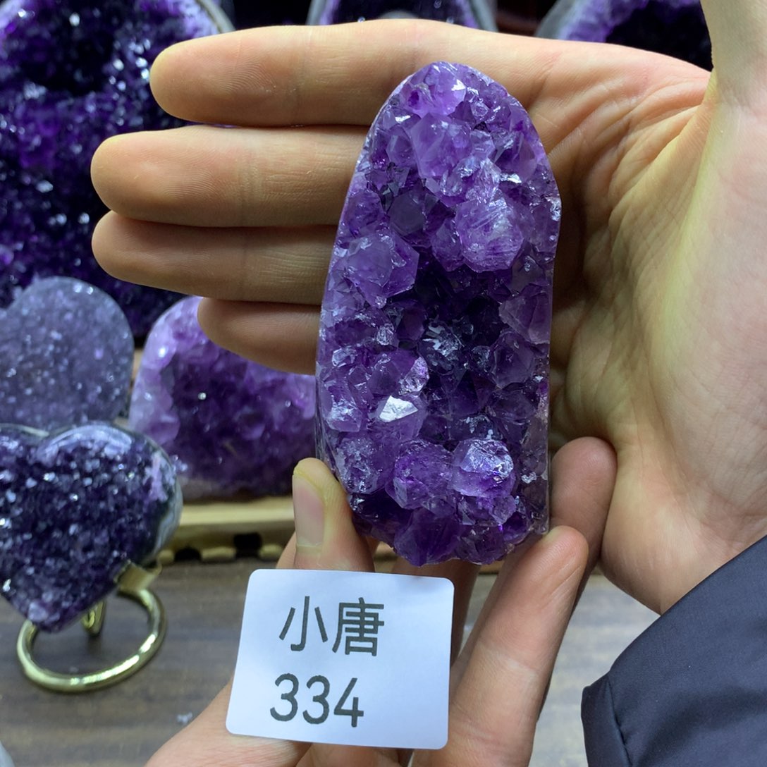 紫晶大型摆件（非配饰）未镶嵌