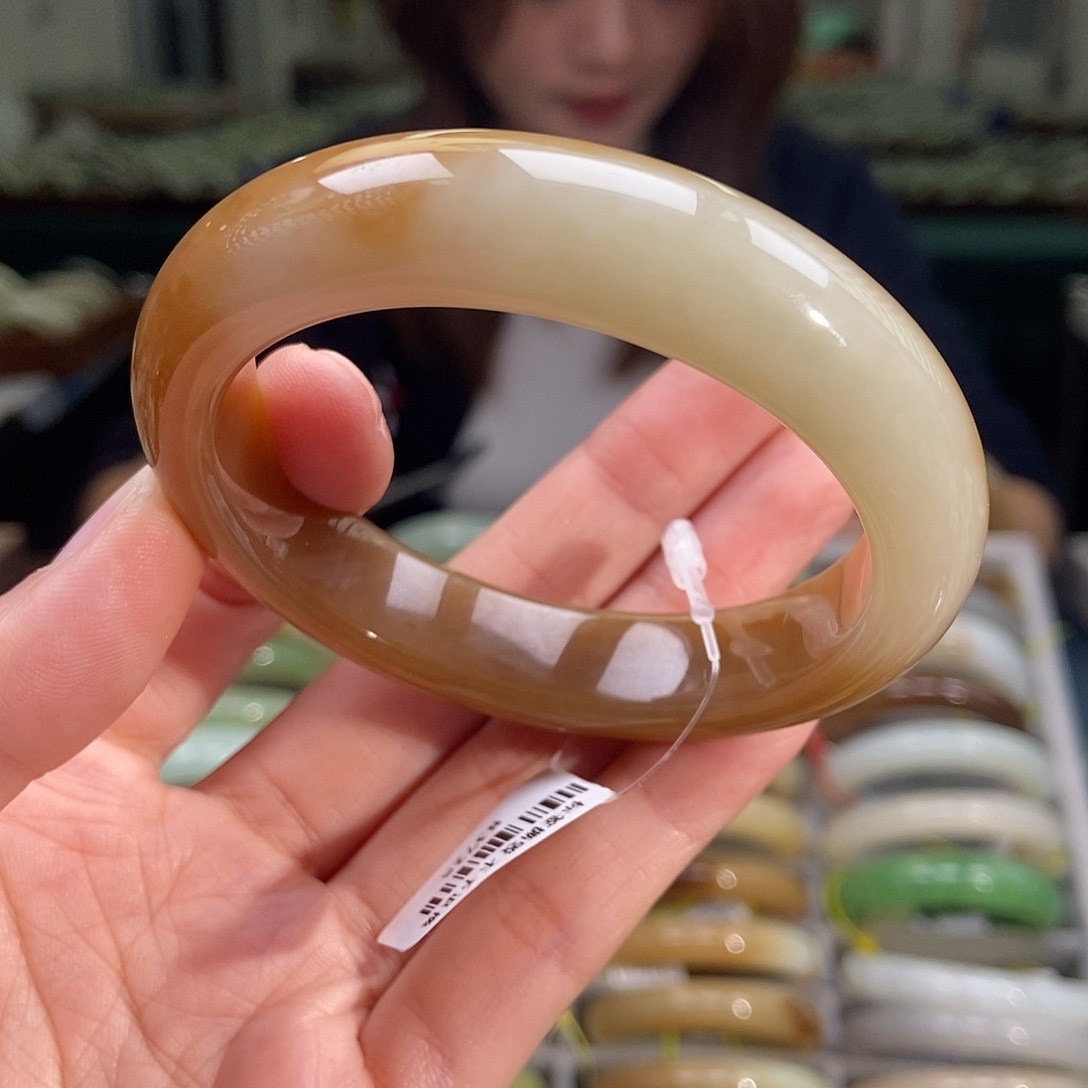 和田玉手镯未镶嵌55 56