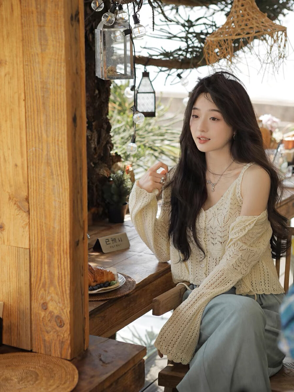 洋洋优选-夏季新款镂空V领两件套女【系带开衫+内搭吊带】 YY160-5#