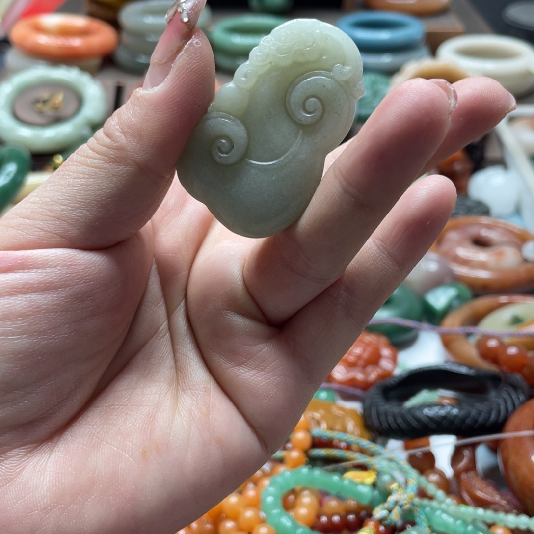 石英质玉手镯合金