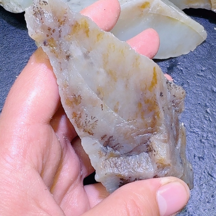 和田玉未镶嵌珠宝半成品