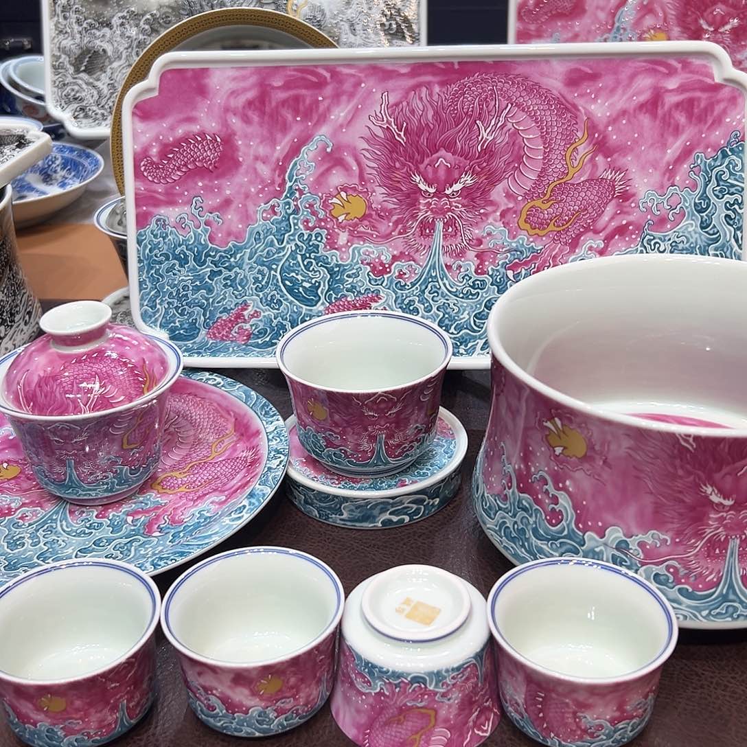 摆件景德镇市的中心城区是我国的著名城市之一的