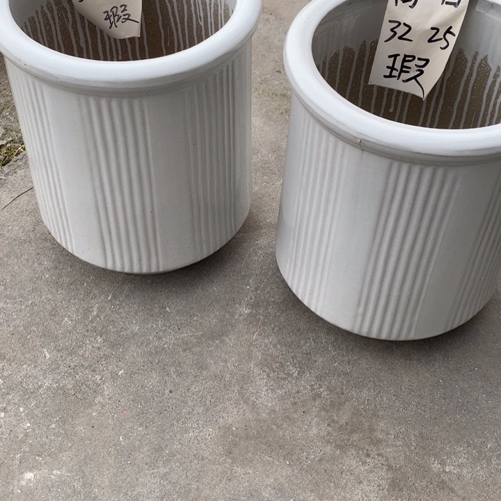 花盆陶瓷中号两个