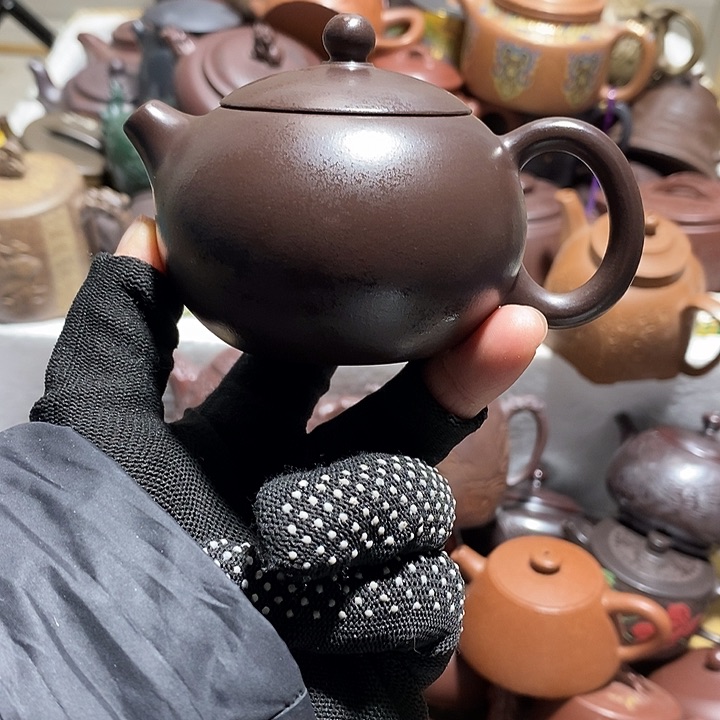 紫砂茶壶微瑕微笑