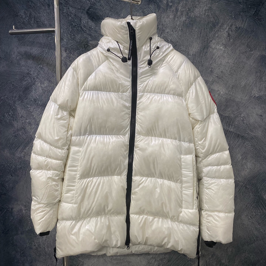 未使用 CANADA GOOSE 泡芙羽绒服/北辰白/M码/16043