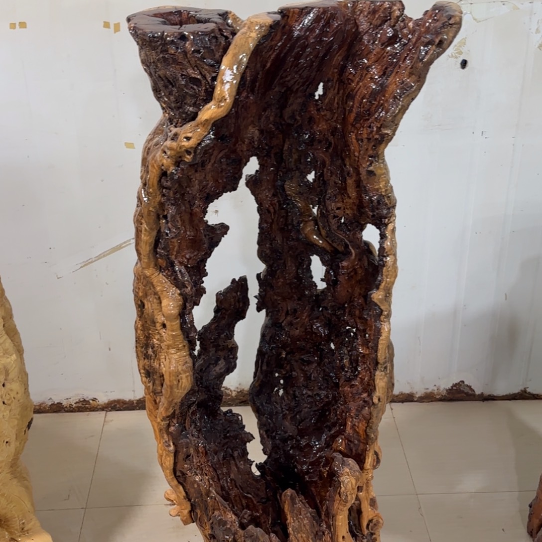 鹏***妈龙纹鸡心枣木手工艺品 