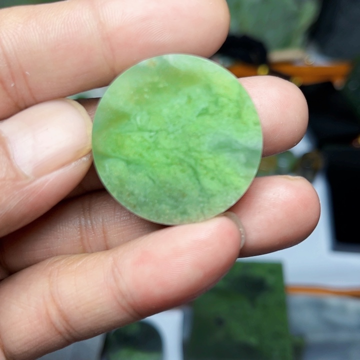 未镶嵌和田玉珠宝半成品