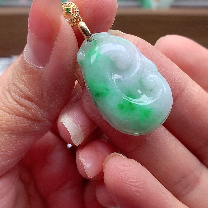 翡翠颈饰银S925镶嵌翡翠