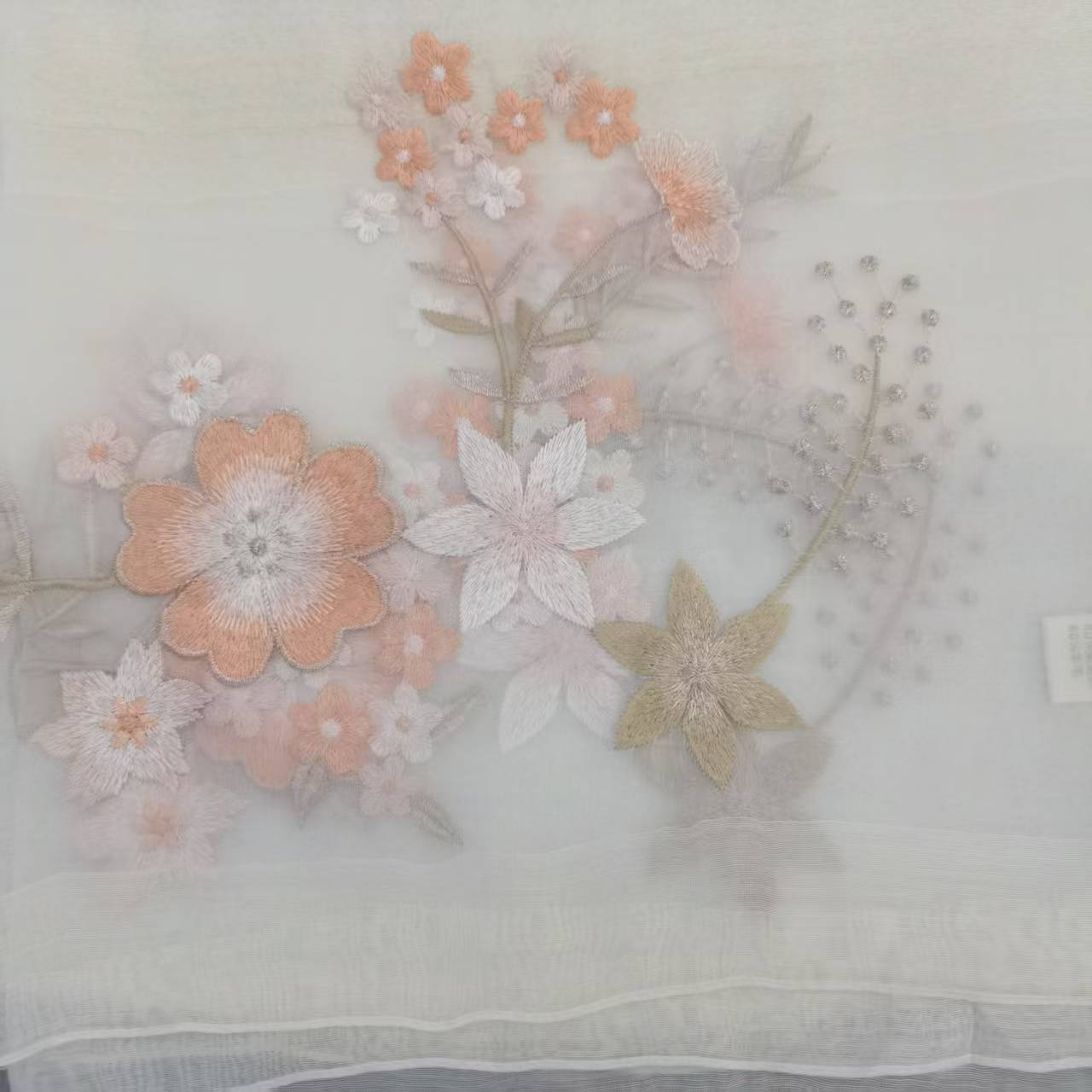 瑕疵 星辰白 丝毛刺绣破洞抽丝没包装布料