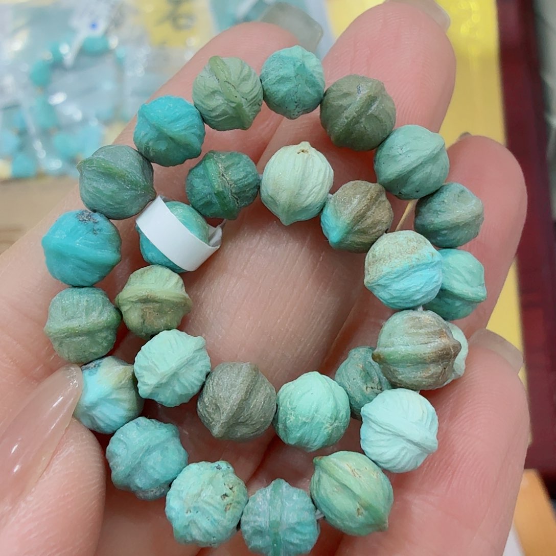 未镶嵌绿松石珠宝奇石