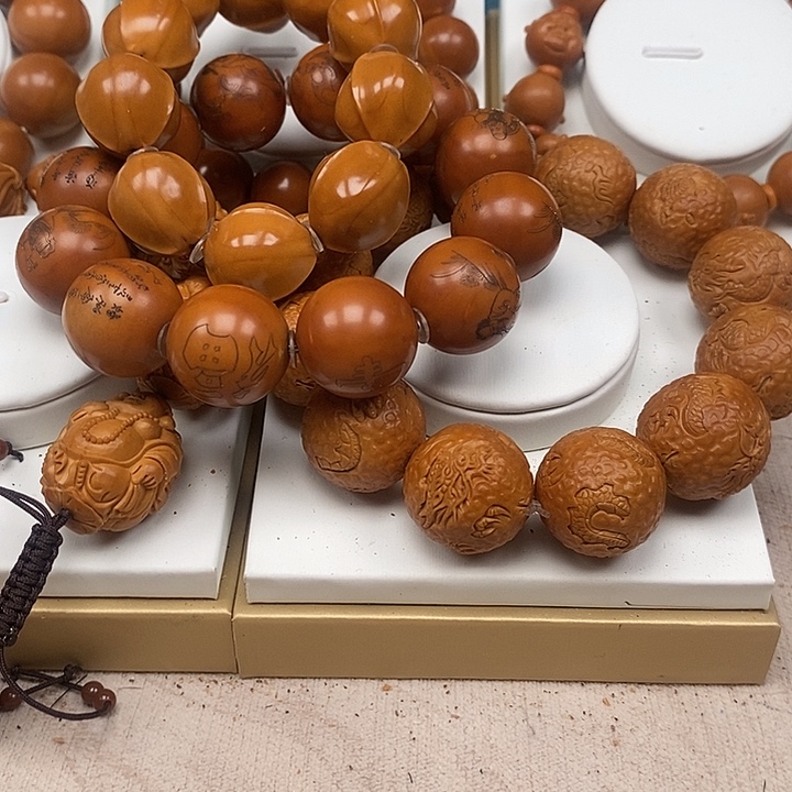 阿***青吊坠橄榄核橄榄核