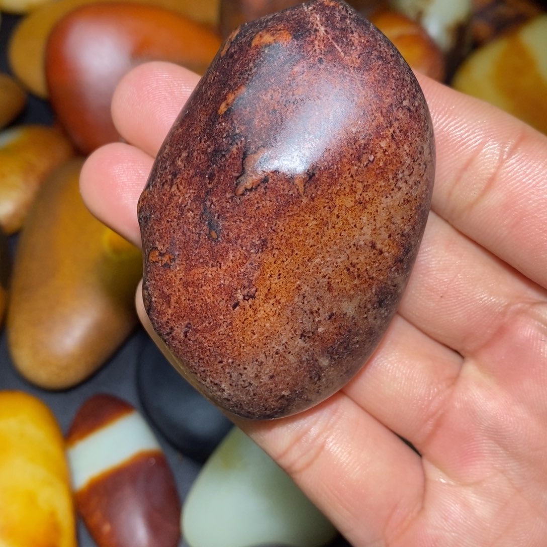 和田玉未镶嵌珠宝奇石