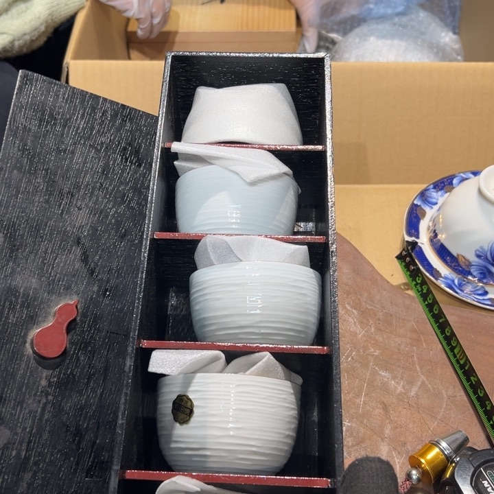 瓷器周边默认瑕疵1