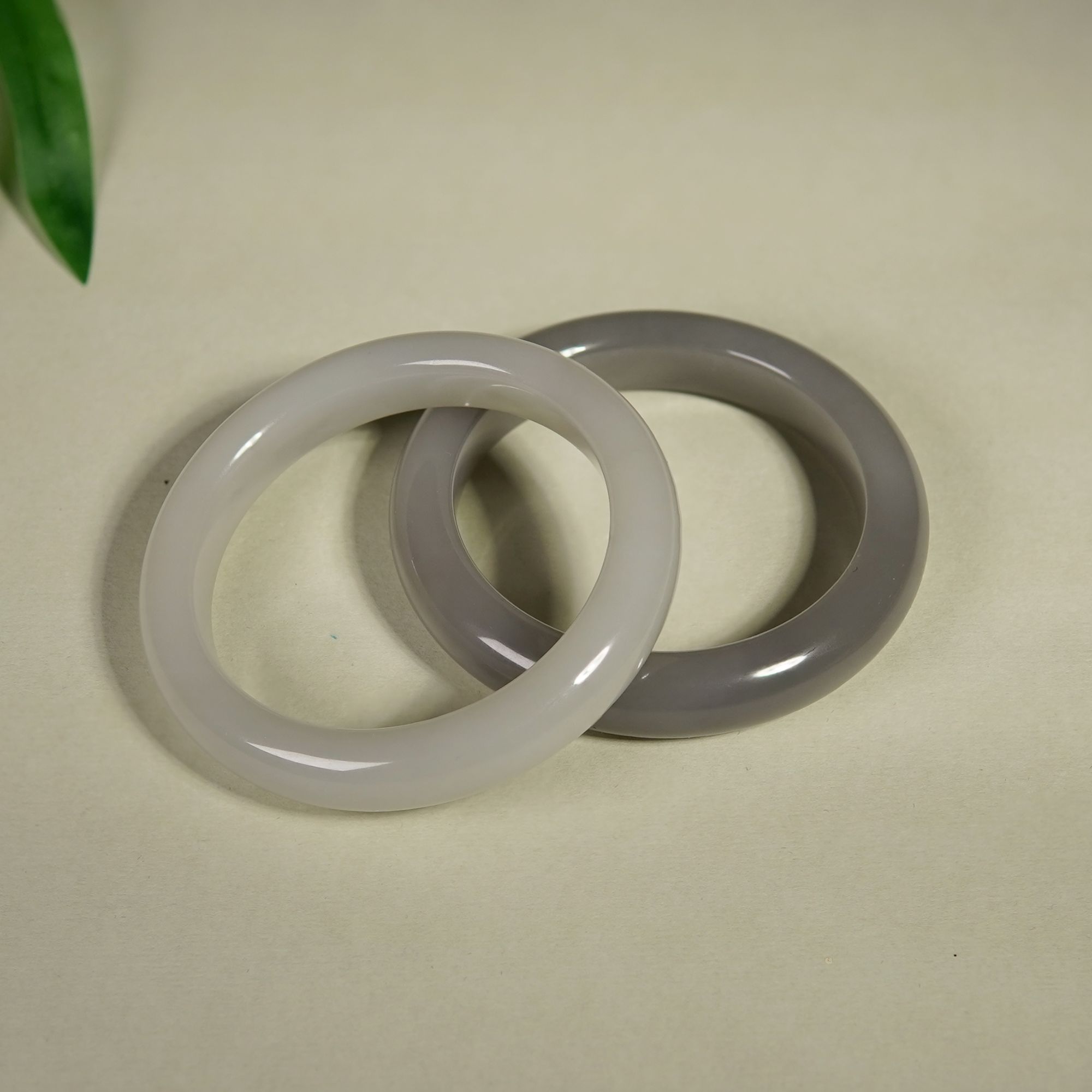 【苏禾珠宝】天然和田玉全烟紫冰烟紫手镯 拍一发一多样性发G