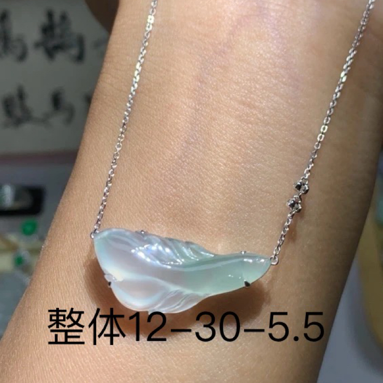 档口实拍 天然缅甸A货 18K金镶 锁骨链 鱼雕工精美 12.3-28-5.3