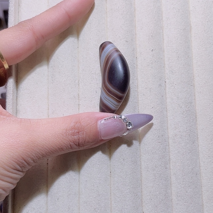 周***名玛瑙/玉髓未镶嵌颈饰