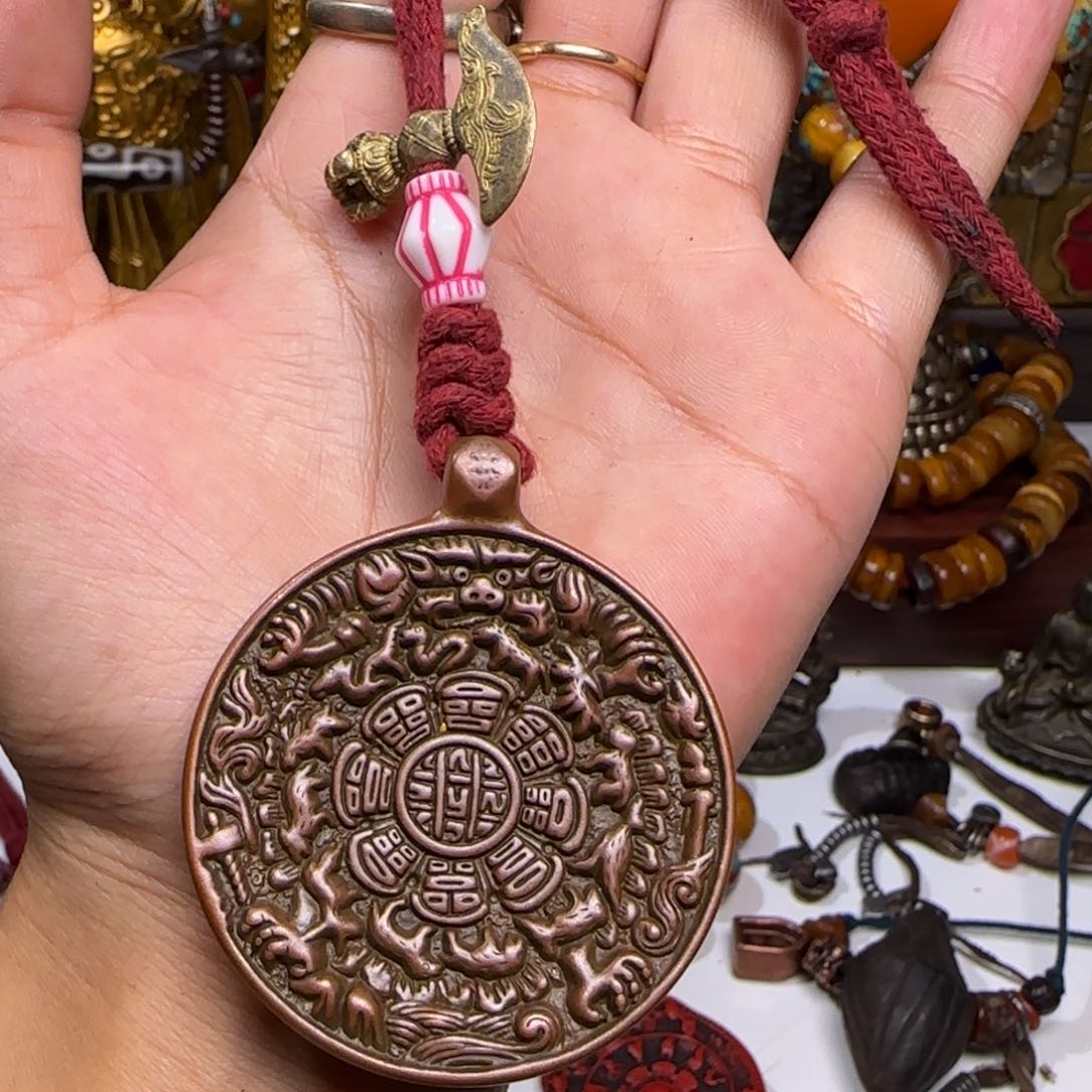 玻璃吊坠(赠链)P***y漂亮的看到一个啦啦啦啦