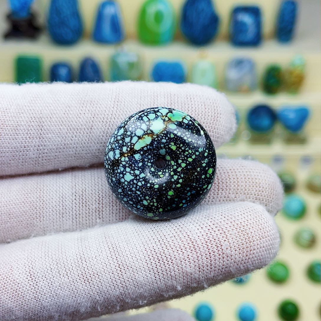 绿松石绿松石未镶嵌