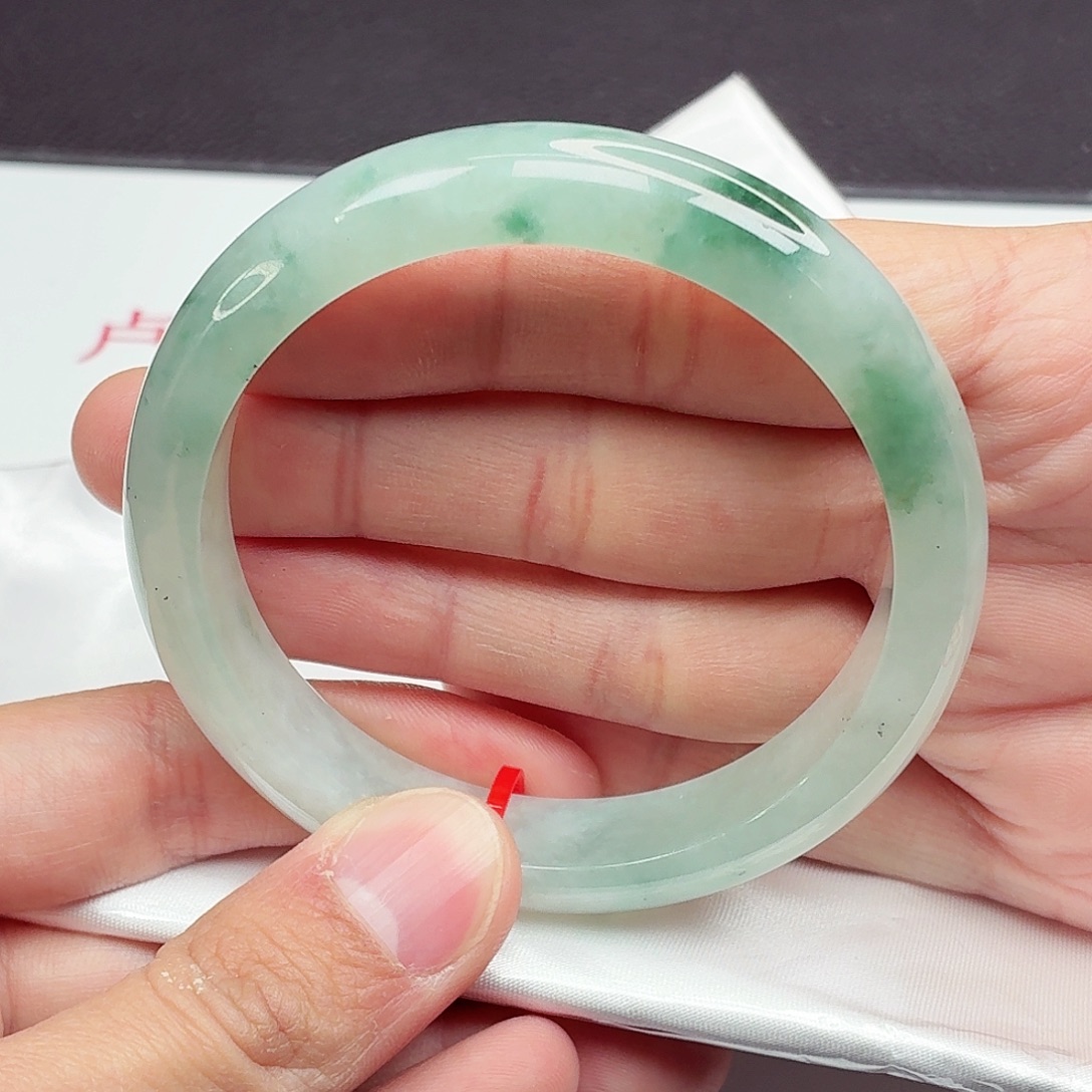 翡翠未镶嵌手镯60圈