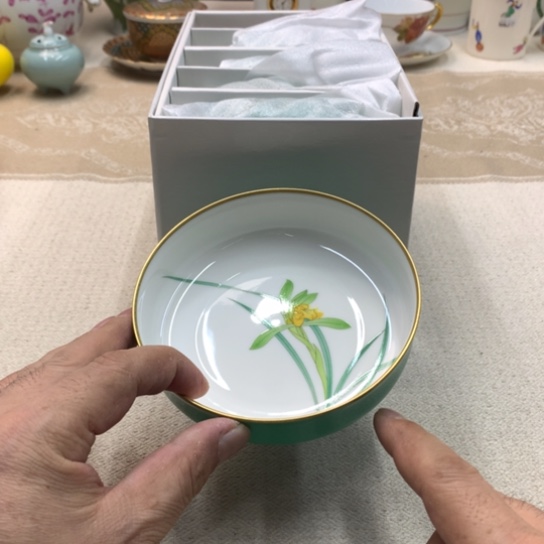 瓷片这份报告指出