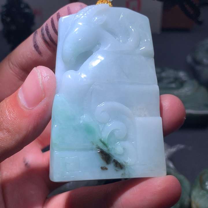 翡翠未镶嵌颈饰保真天然a货翡翠