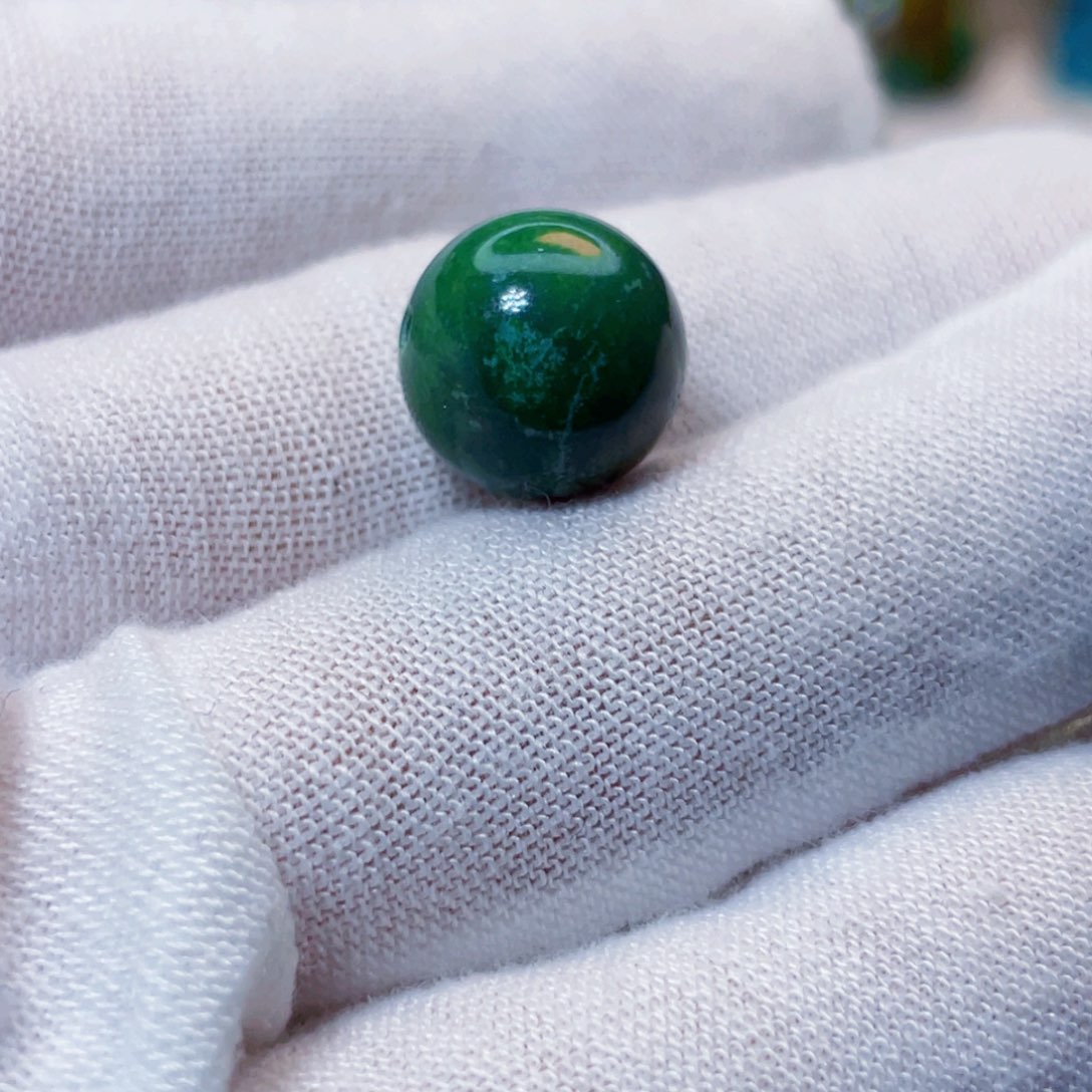绿松石未镶嵌饰品