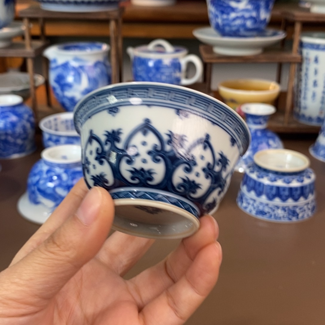 景德镇陶瓷手工手绘