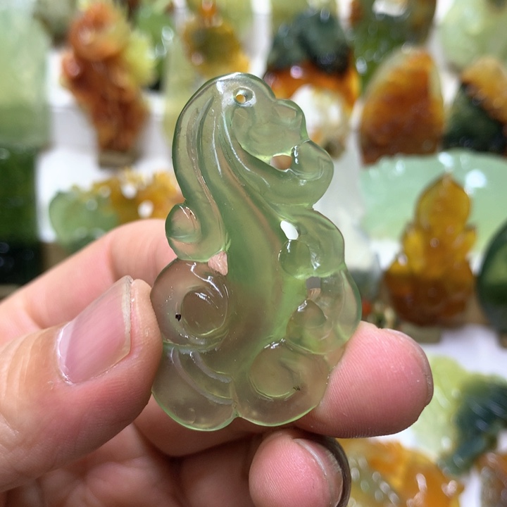 蛇纹石玉珠宝半成品未镶嵌