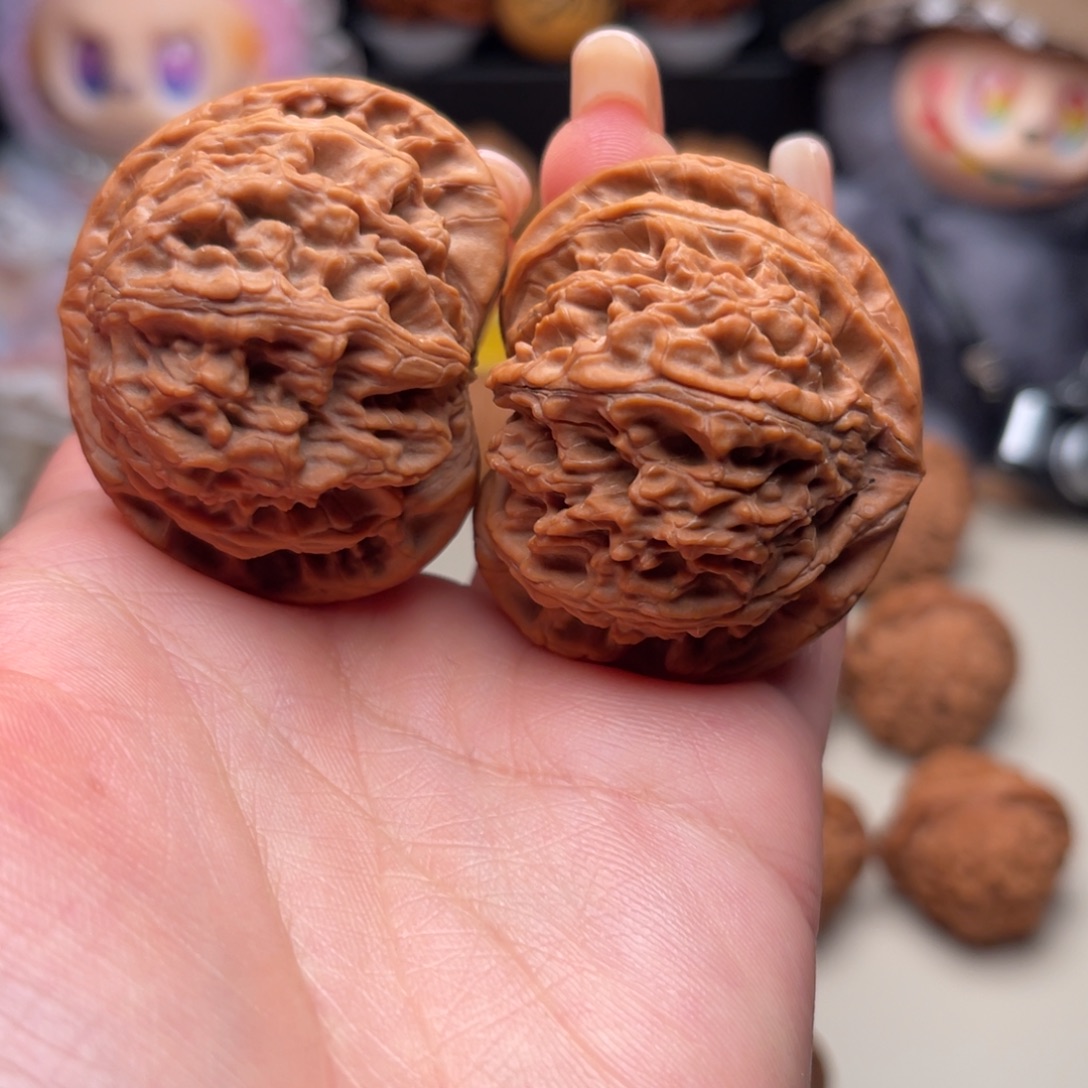 文玩核桃把件玉华宫4U008