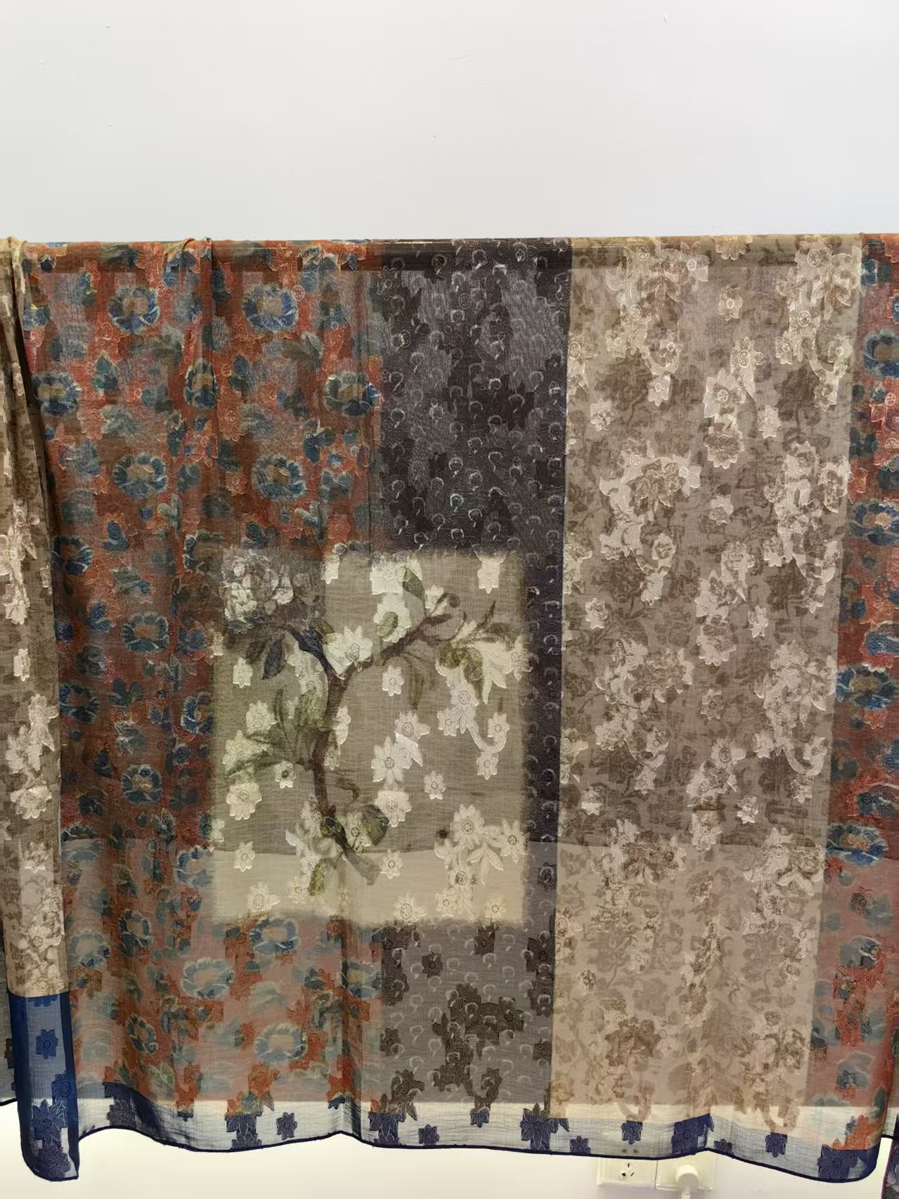 【褐花织梦】140*140新款重磅香云烧花高货重磅国风高端丝巾