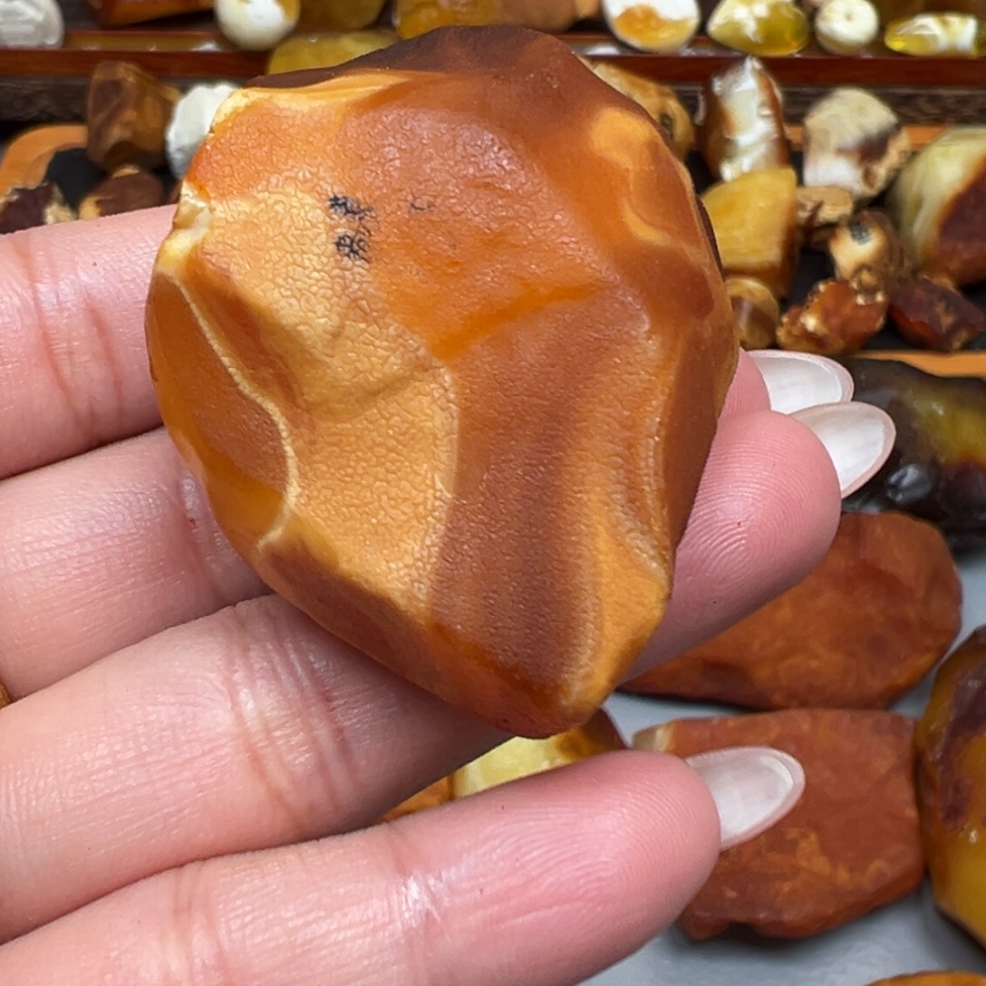 定制琥珀未镶嵌蜜蜡