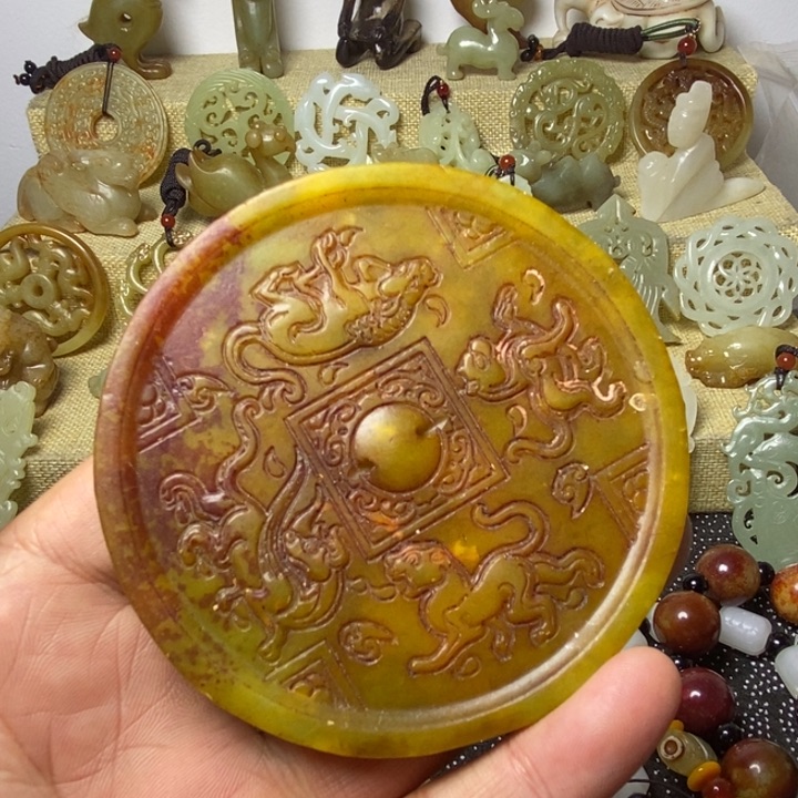 和田玉挂件未镶嵌