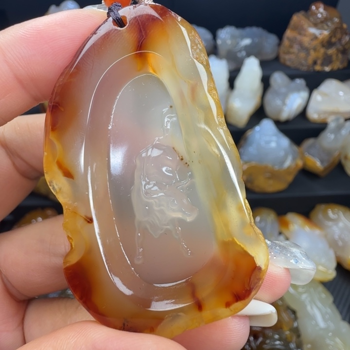 玛瑙/玉髓合金吊坠