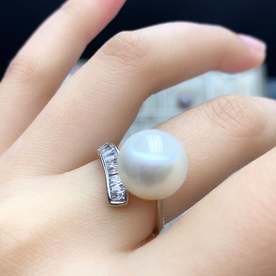 淡水珍珠颈饰合金