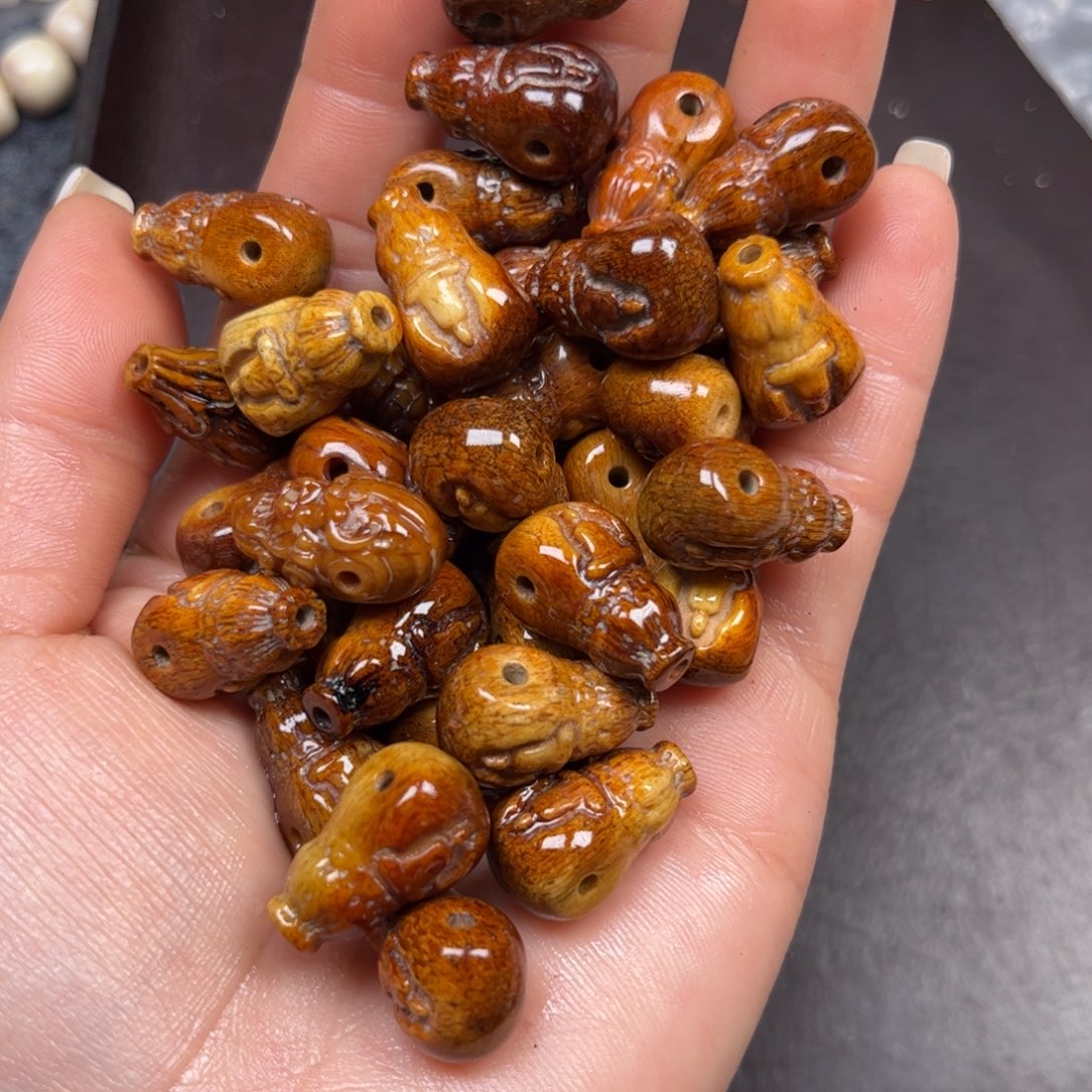 手串/手链驼骨编号101随机发一个尺寸1.2三通